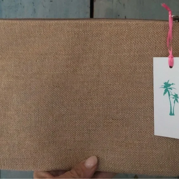 Beaded 2-tone pink crab on tan-colored linen-like fabric clutch bag by Spartina - Picture 6 of 11